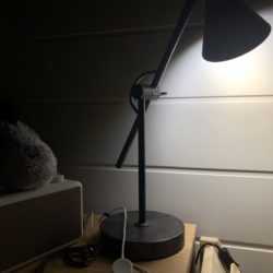 Nachttischlampe